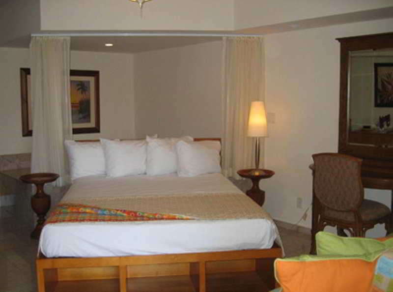 The Marlin At Taino Beach Resort Freeport Exterior photo